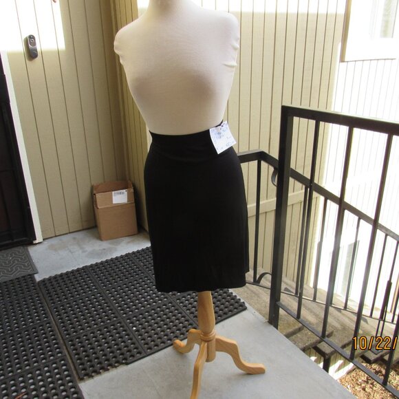 #517  NEW WOMEN'S LONG BLACK SKIRT BY HARPER GREER (SIZE 14W) - Picture 3 of 3